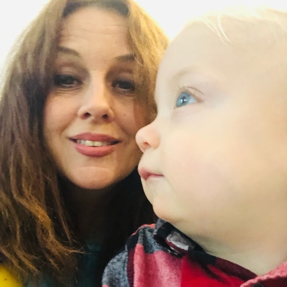 Meet your Posher, Sonja - Picture 3 of 3